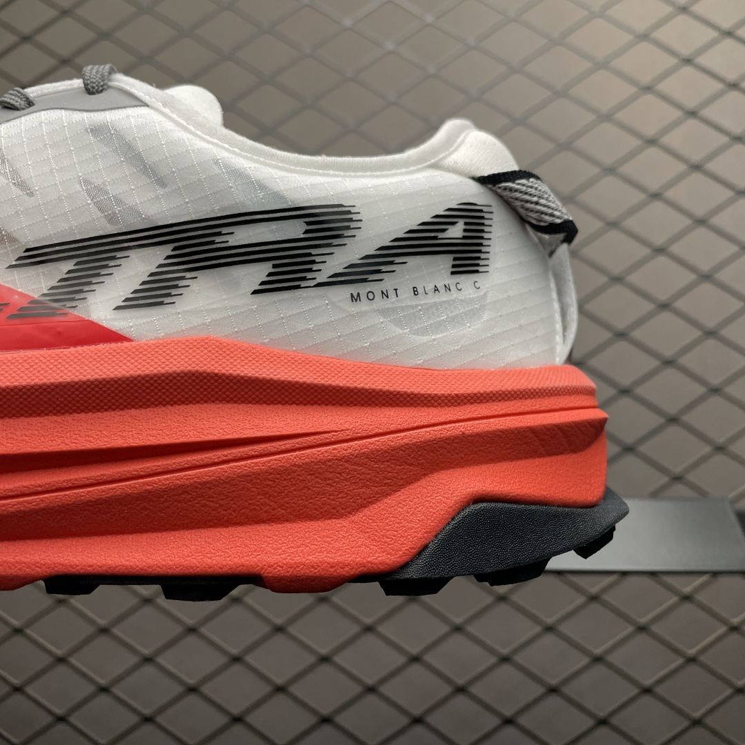图片[4]-价格调整平台专供 Altra 奥创 Mont Blanc 勃朗峰 碳纤维板 减震防滑耐磨 低帮越野跑步鞋 AL0A82CA161 舒适百搭 高端外贸 平台零售专供品质 平台二级市场2K+ 尺码：39 40 40.5 41 42 42.5 43 44 44.5 45 46-选品中心