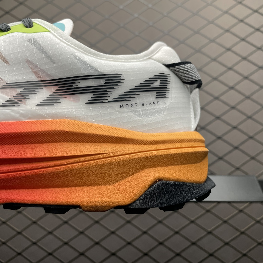 图片[4]-价格调整平台专供 Altra 奥创 Mont Blanc 勃朗峰 碳纤维板 减震防滑耐磨 低帮越野跑步鞋 AL0A82CA108 舒适百搭 高端外贸 平台零售专供品质 平台二级市场2K+ 尺码：39 40 40.5 41 42 42.5 43 44 44.5 45 46-选品中心