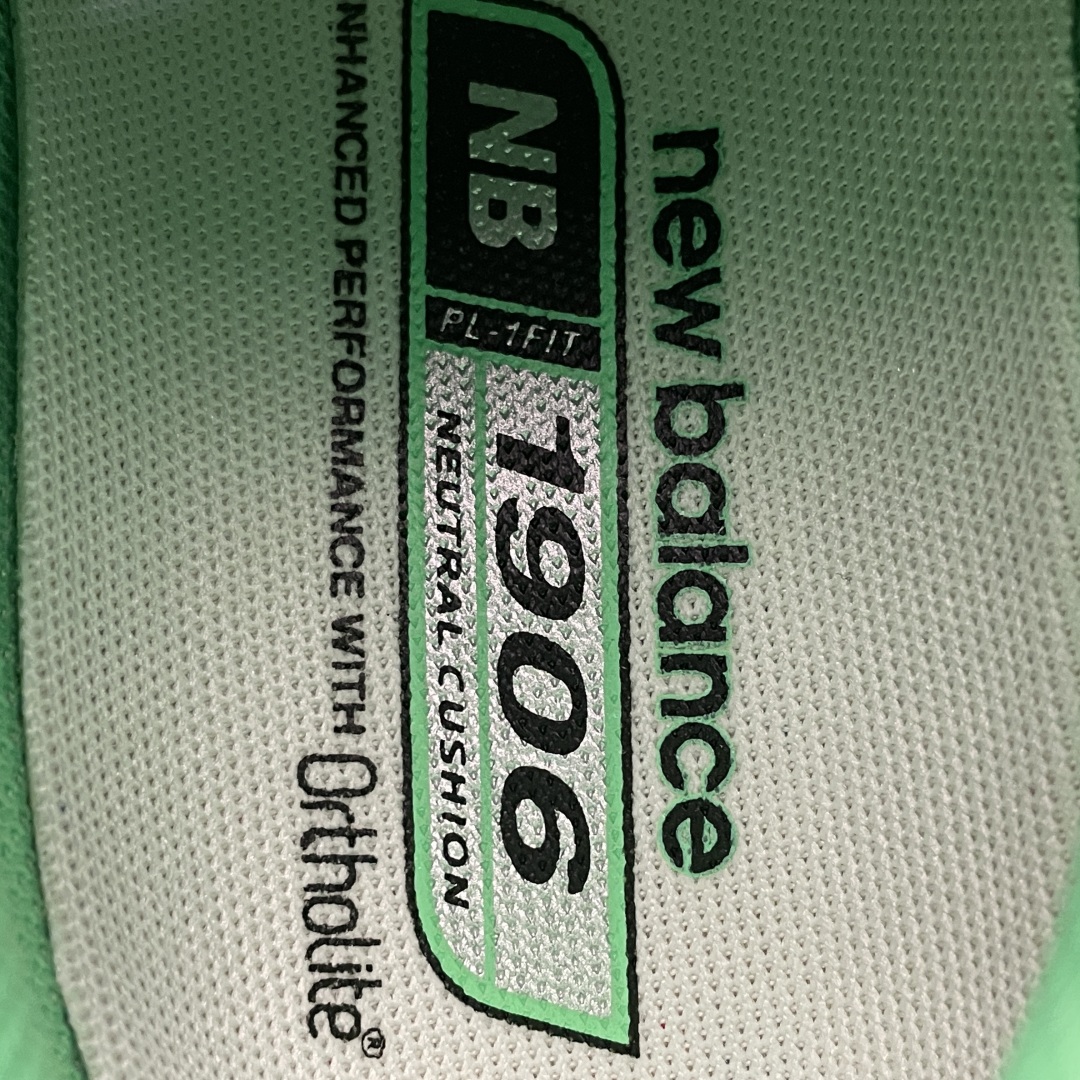   New Balance 新百伦 U1906RCT 复古休闲跑步鞋 尺码：36 37 37.5 38 
