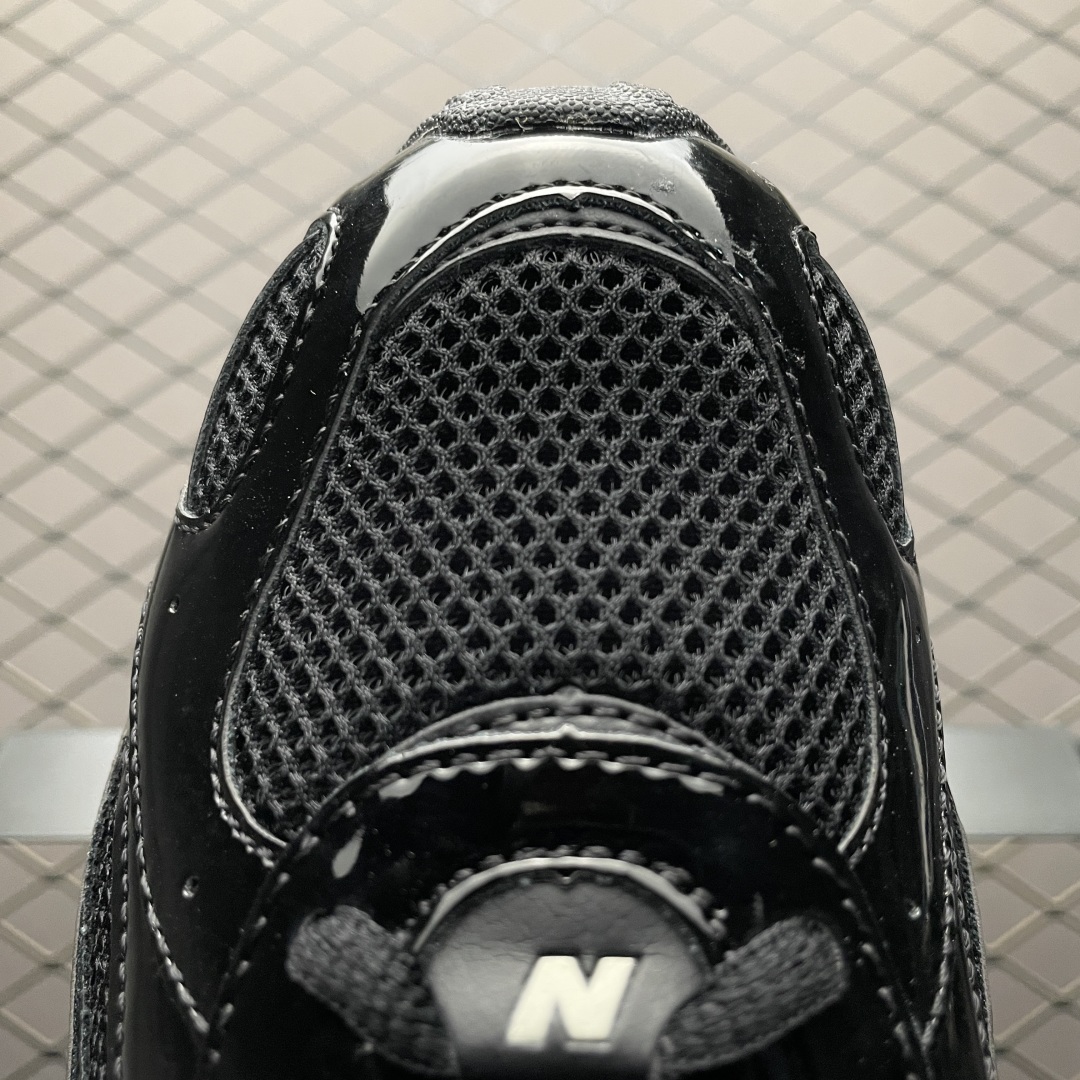   New Balance U204LMRA 复古休闲鞋 薄底鞋 公司级品质 区别市面先行通货版本 鞋身