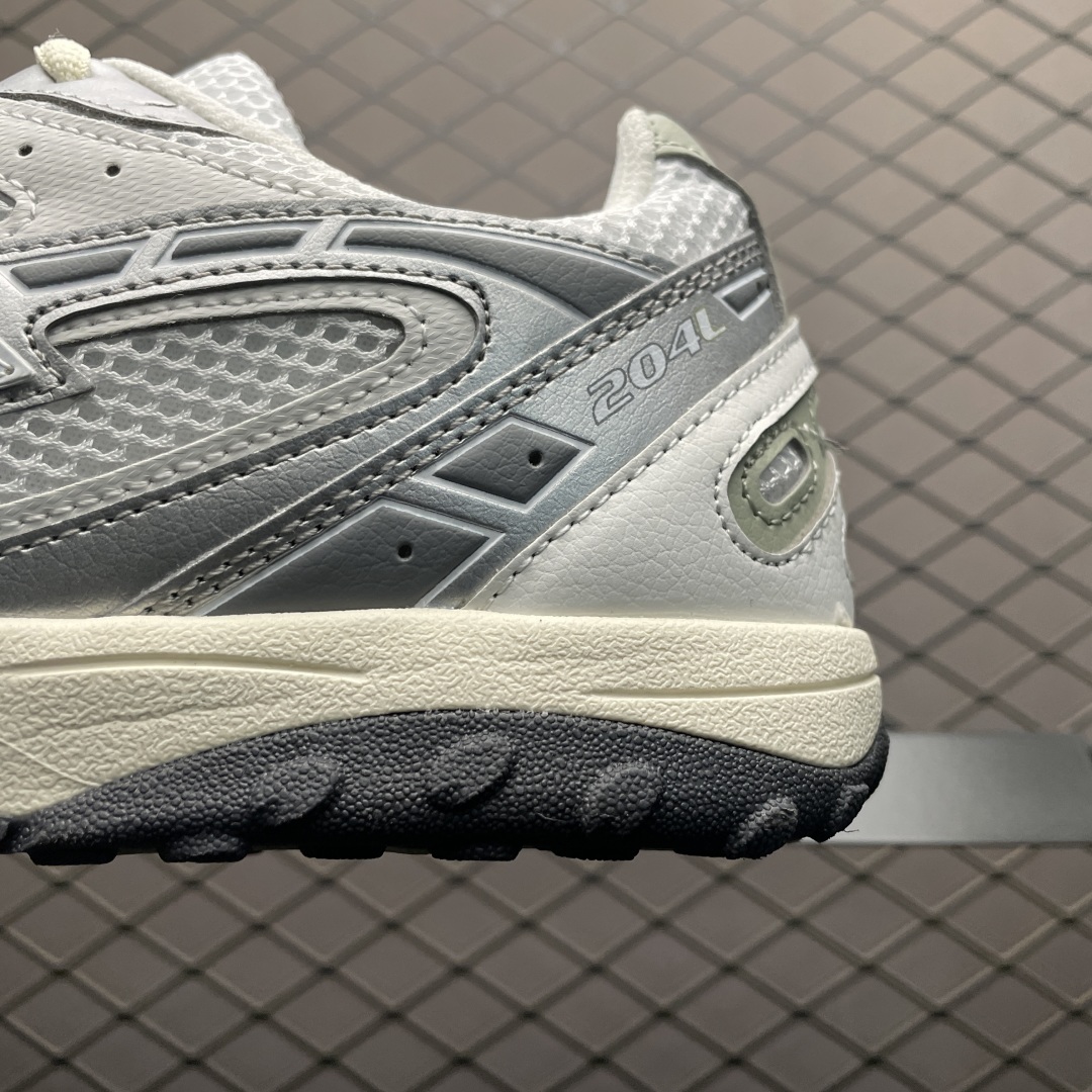   New Balance U204LSWB 复古休闲鞋 薄底鞋 公司级品质 区别市面先行通货版本 鞋身