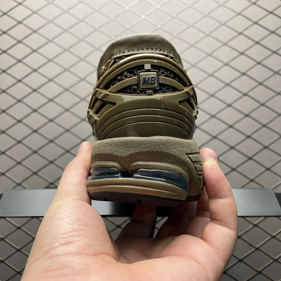 New Balance 新百伦 复古休闲跑步鞋 U1906LNV 尺码：36 37 37.5 38 38