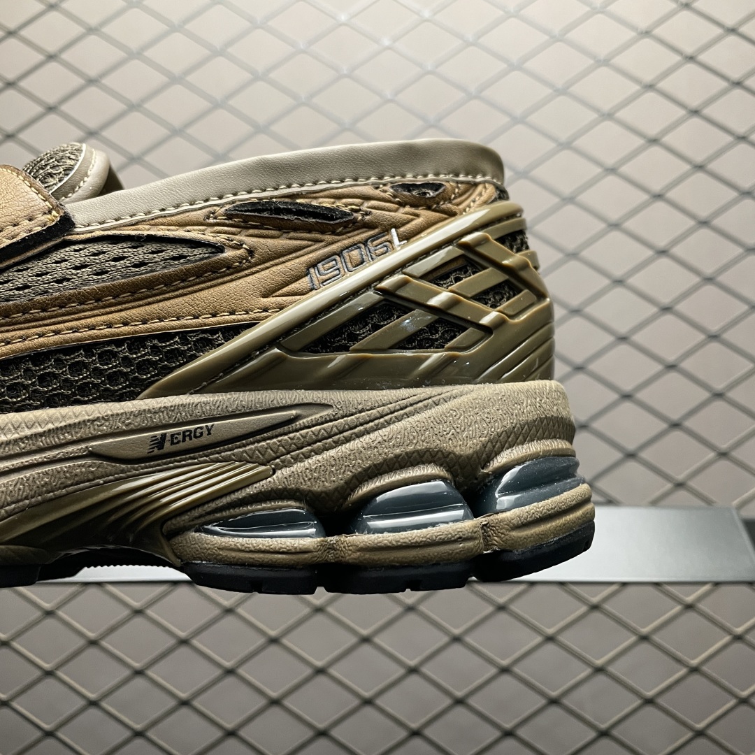 New Balance 新百伦 复古休闲跑步鞋 U1906LNV 尺码：36 37 37.5 38 38