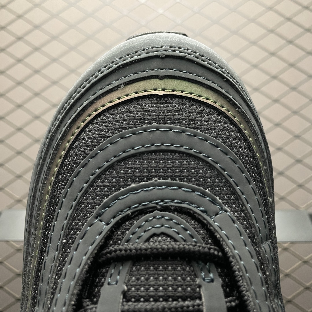 Division St. x NK Air Max 95/97 Ducks Of a Feather T