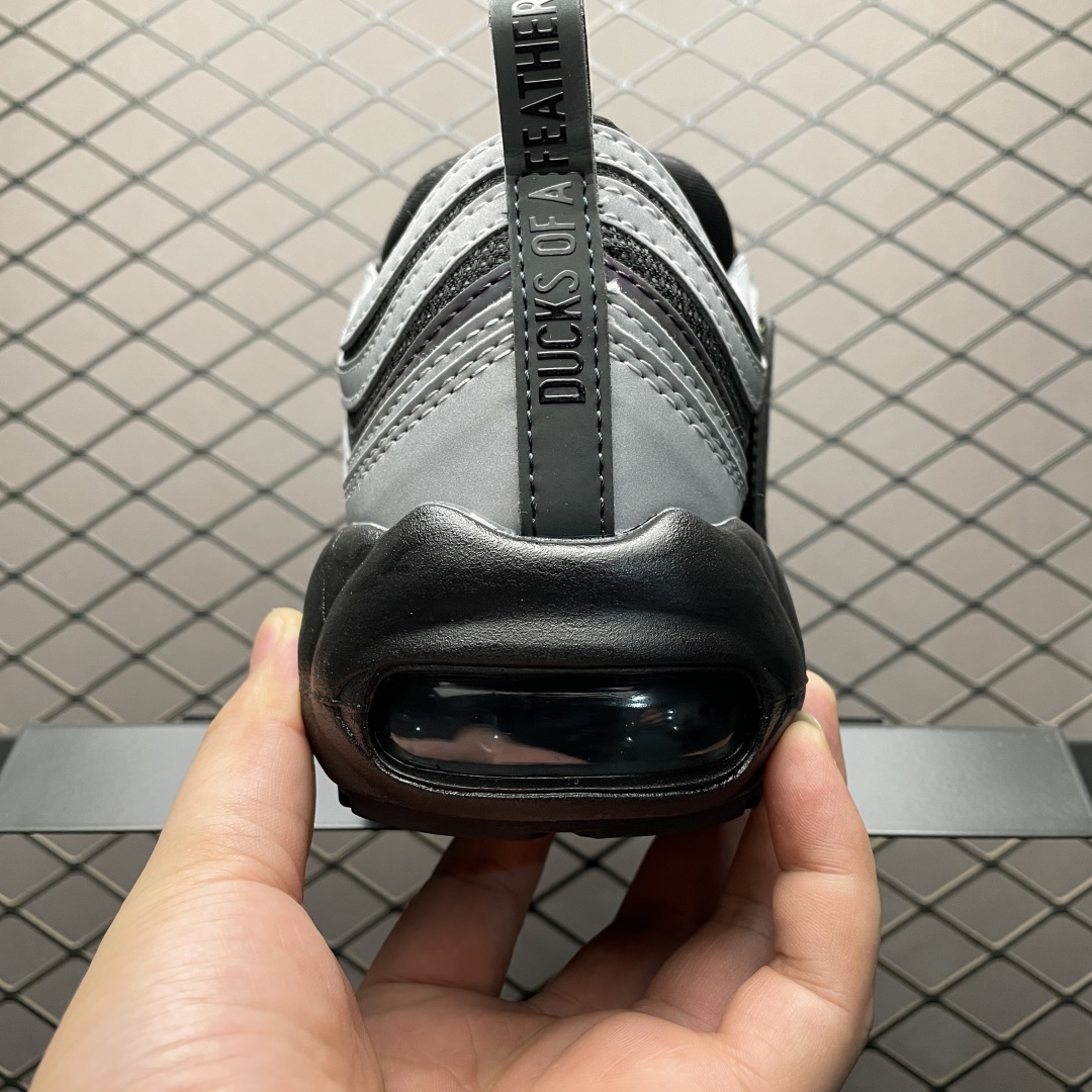 Division St. x NK Air Max 95/97 Ducks Of a Feather T
