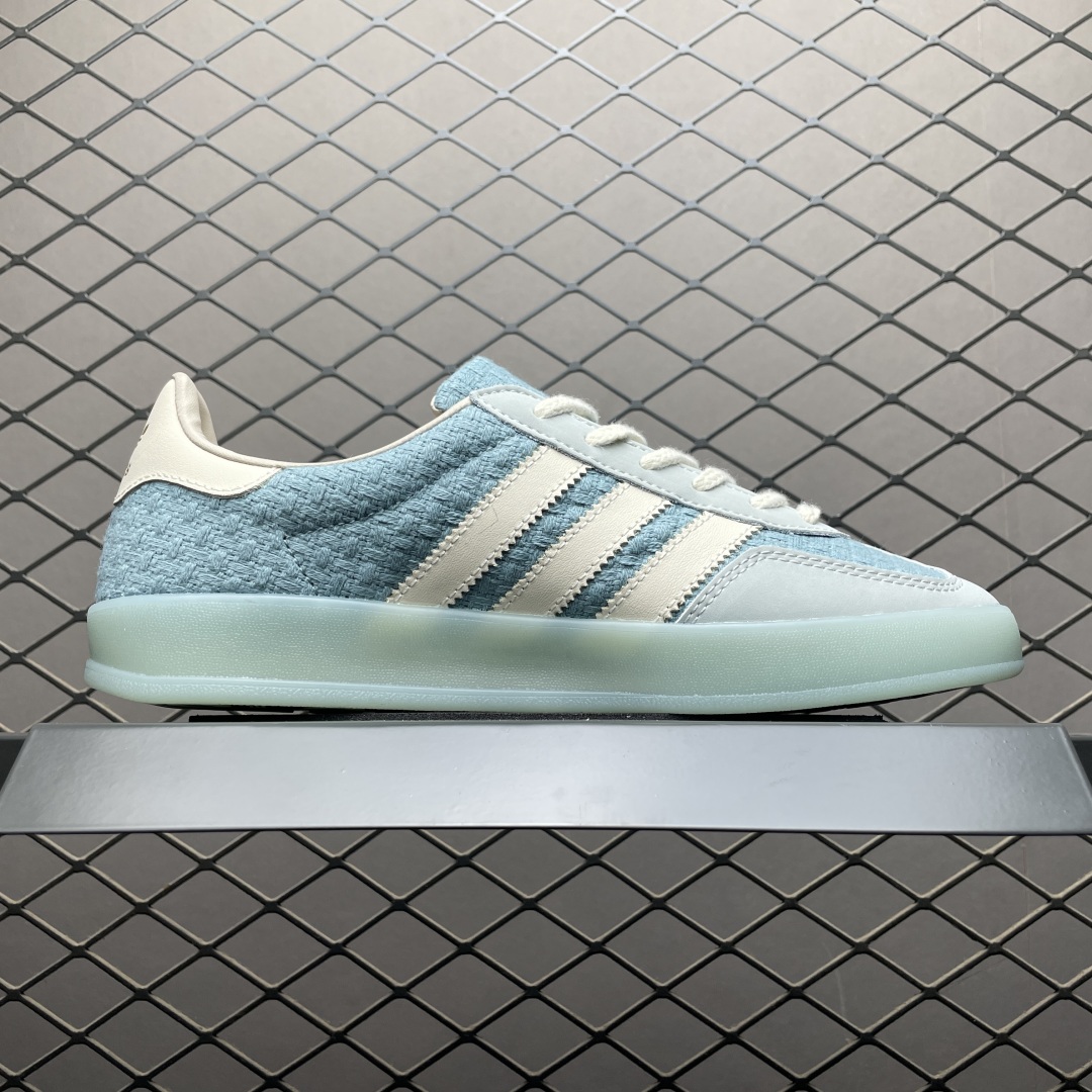 AD 阿迪 Gazelle Indoor 低帮运动休闲板鞋 JR8852 尺码：35.5 36 36.5