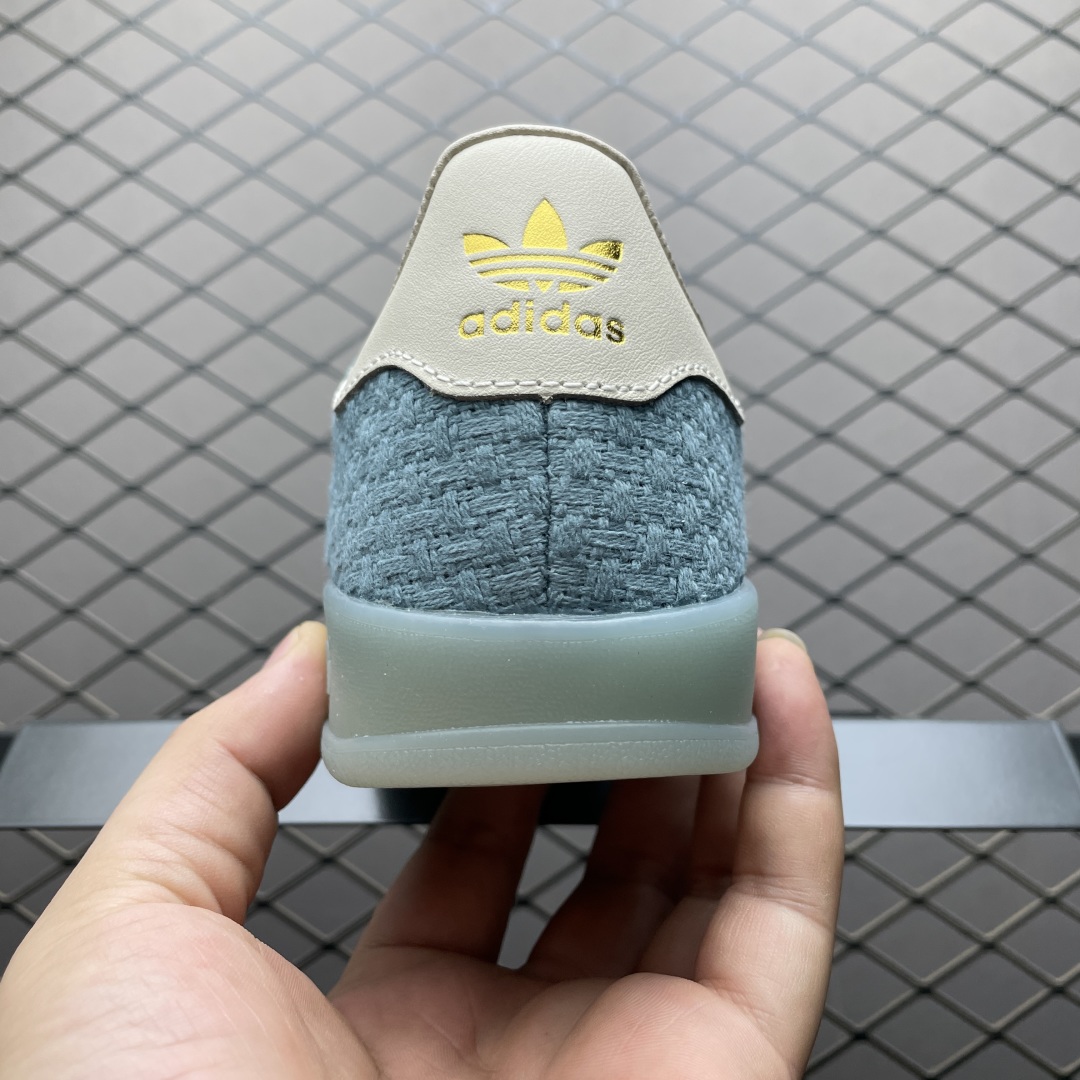 AD 阿迪 Gazelle Indoor 低帮运动休闲板鞋 JR8852 尺码：35.5 36 36.5
