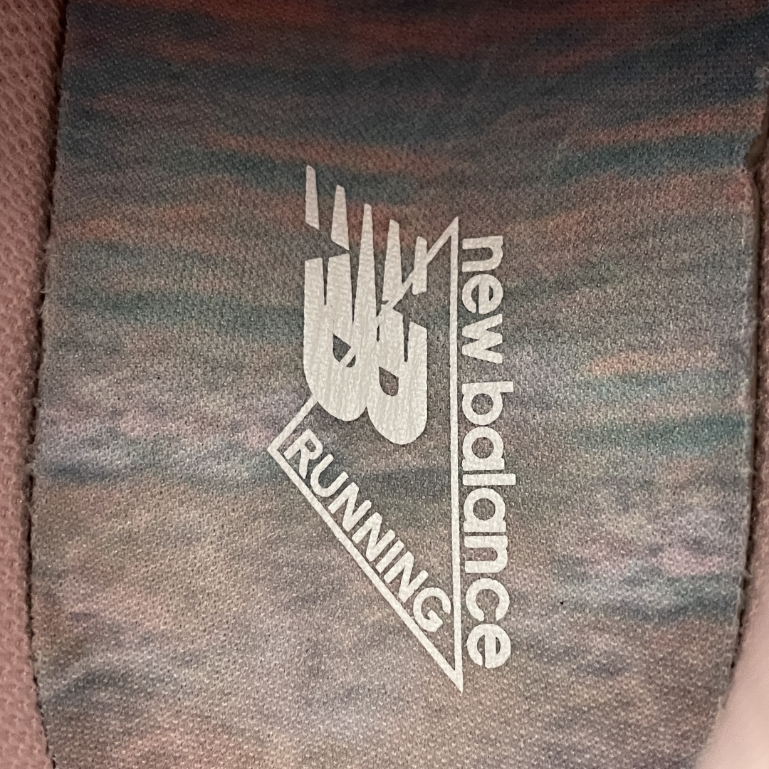 New Balance 新百伦 U740JPG 复古休闲慢跑鞋 尺码：36 37 37.5 38 38.