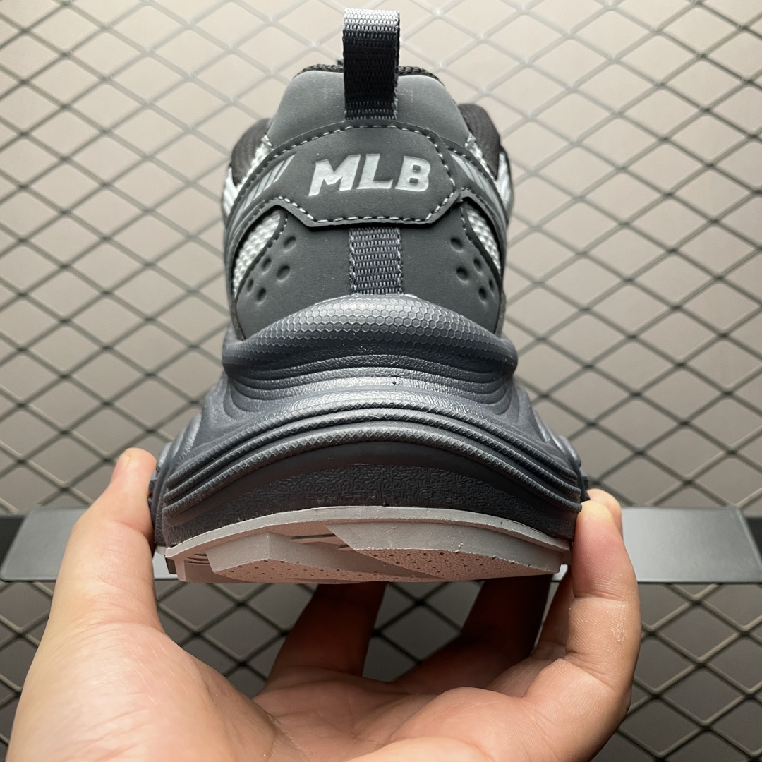 网红爆款 MLB Winner Chunky NB 低帮休闲凉鞋 原厂防伪吊牌 尺码：35.5 36 3