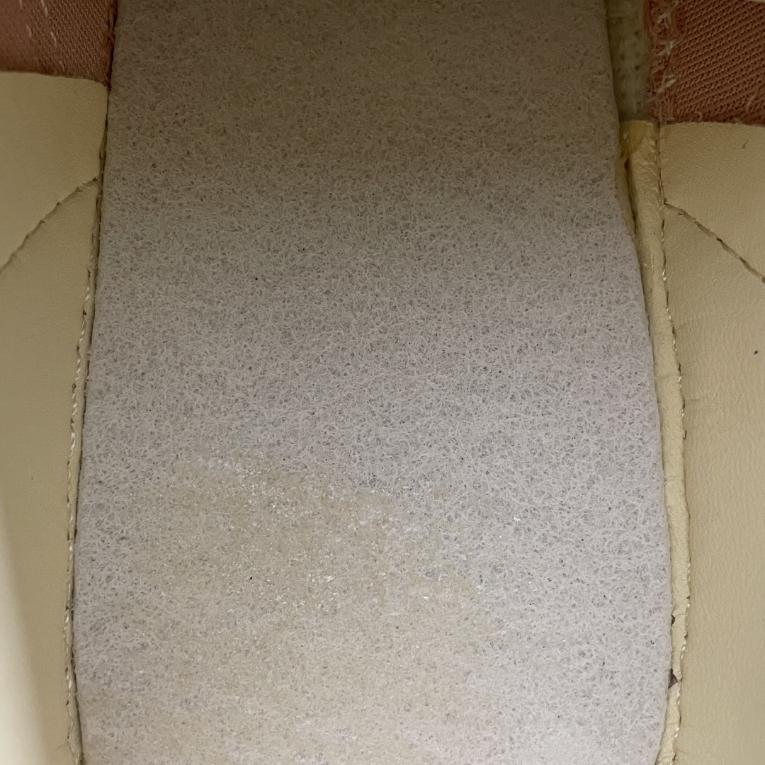 AD 阿迪 Gazelle Indoor 低帮运动休闲板鞋 JS1413 尺码：35.5 36 36.5