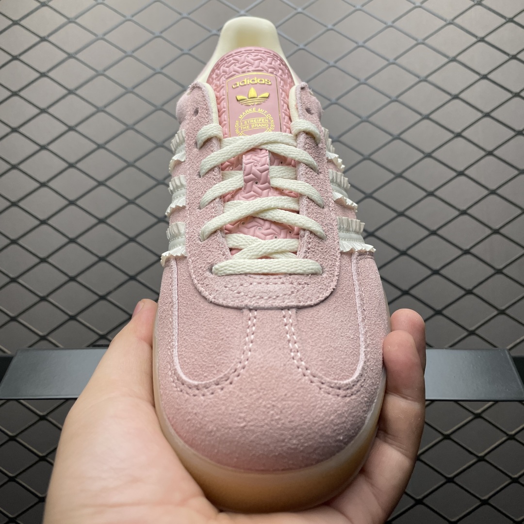 AD 阿迪 Gazelle Indoor 低帮运动休闲板鞋 JS1413 尺码：35.5 36 36.5