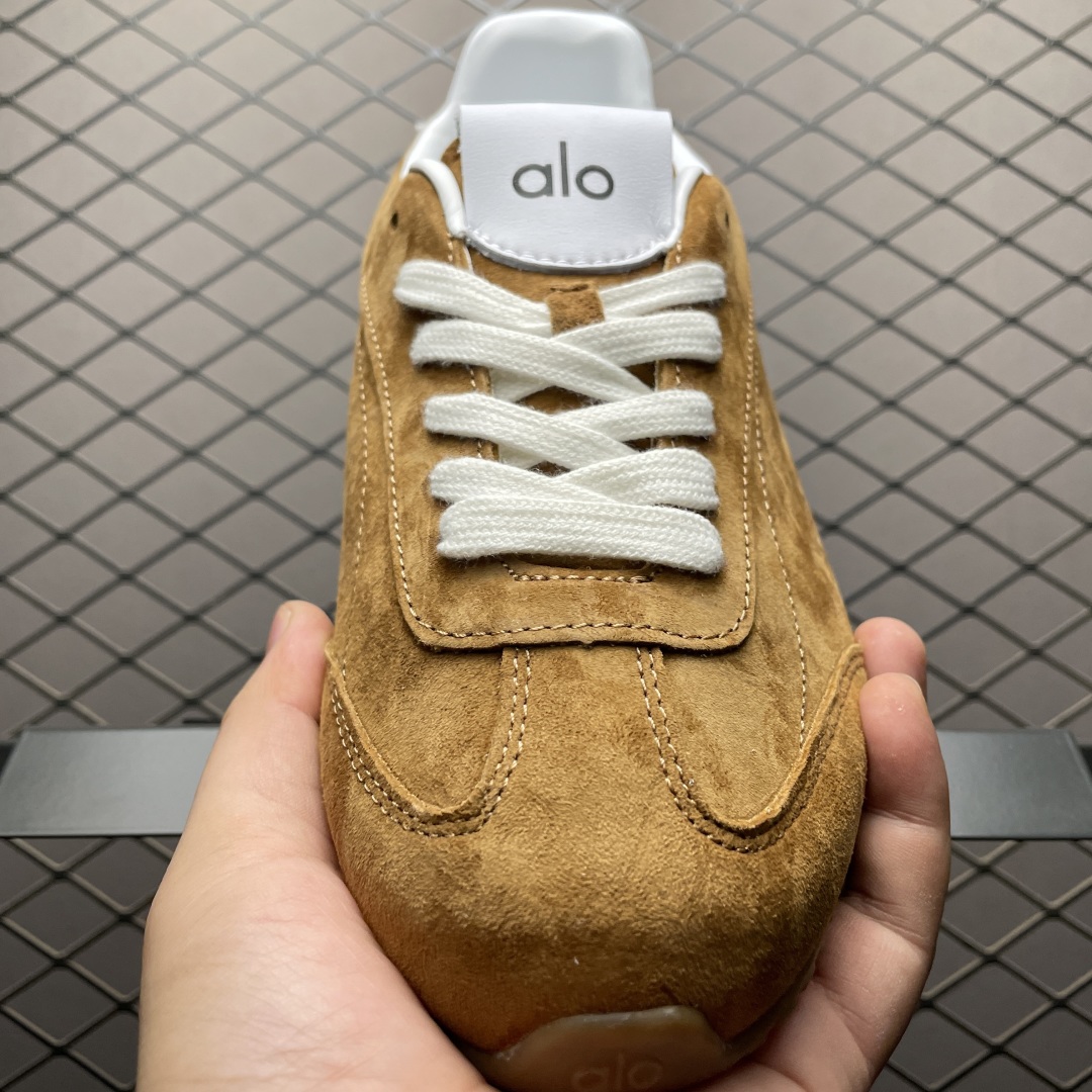 Alo Yoga Sunset Sneaker 徳训生活休闲鞋 A0891U 尺码：36 36.5 37