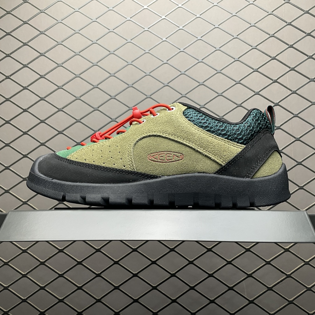 💰510 純原KEEN 科恩 Jasper Rocks 日系街頭復古風 戶外徒步鞋 1029734 看起來醜穿起來好看的憨憨鞋 鞋身輕便 簡潔易搭配 上腳效果不錯 原單代加工渠道 私模大底 正品該有的品控 絕對不會少 尺碼：35 35.5