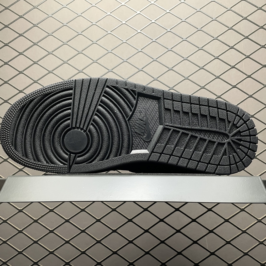 Air Jordan 1 Low AJ1乔1低帮文化篮球鞋 IM6568-010 尺码：36 36.5 