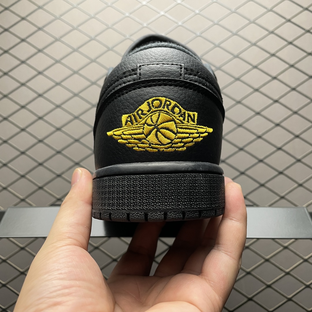 Air Jordan 1 Low AJ1乔1低帮文化篮球鞋 IM6568-010 尺码：36 36.5 