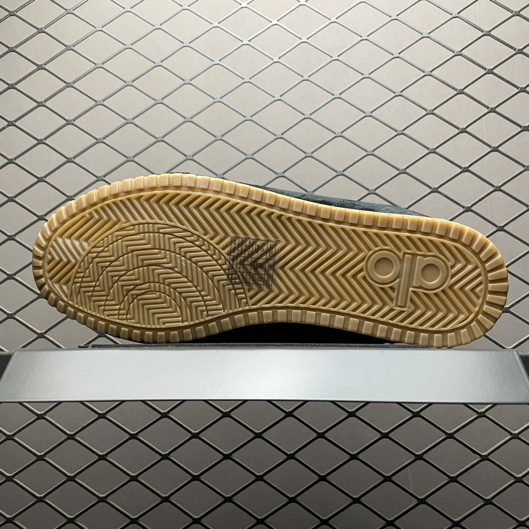 Alo Yoga Sunset Sneaker 徳训生活休闲鞋 A0891U 尺码：36 36.5 37