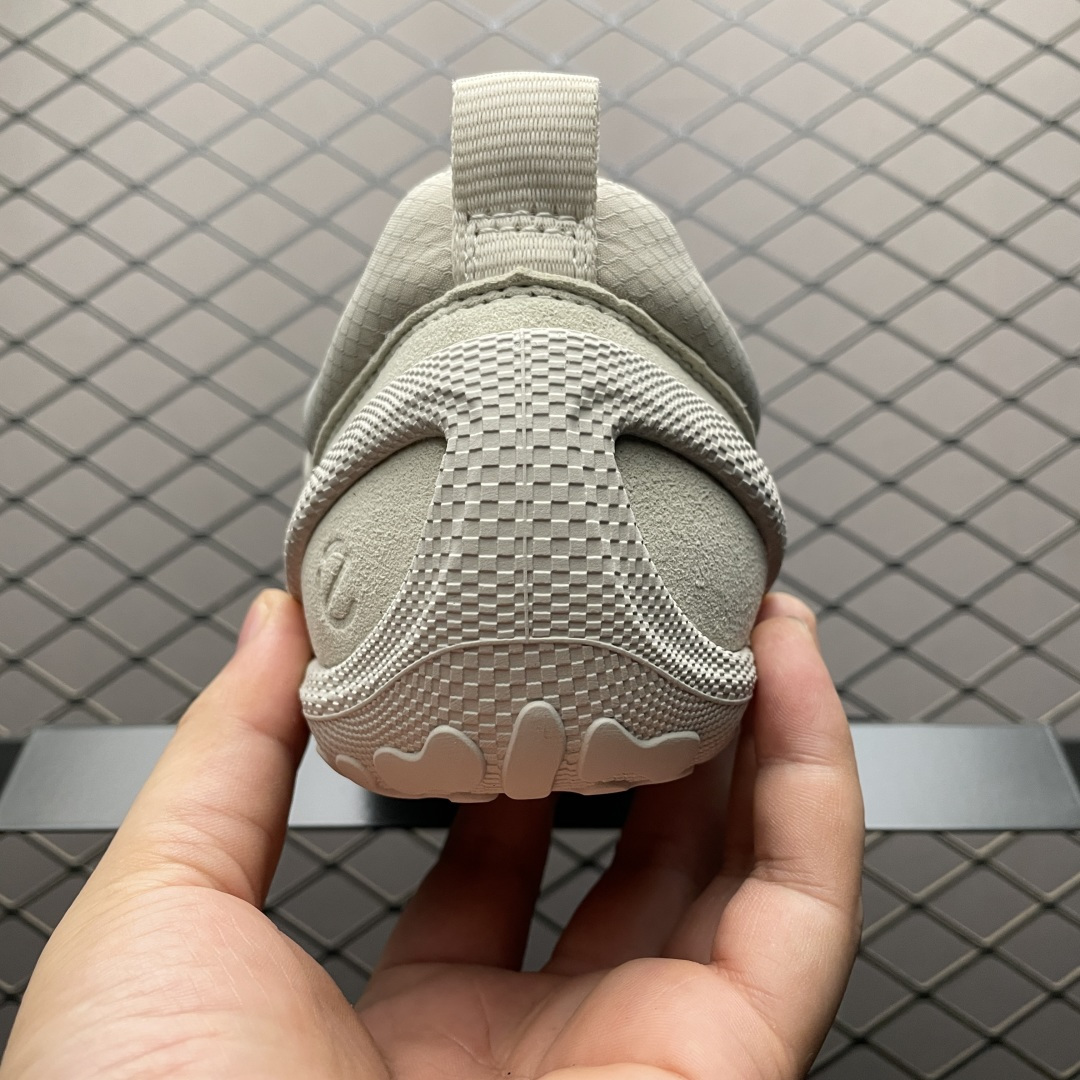 Alternative view of Sneakers 13309