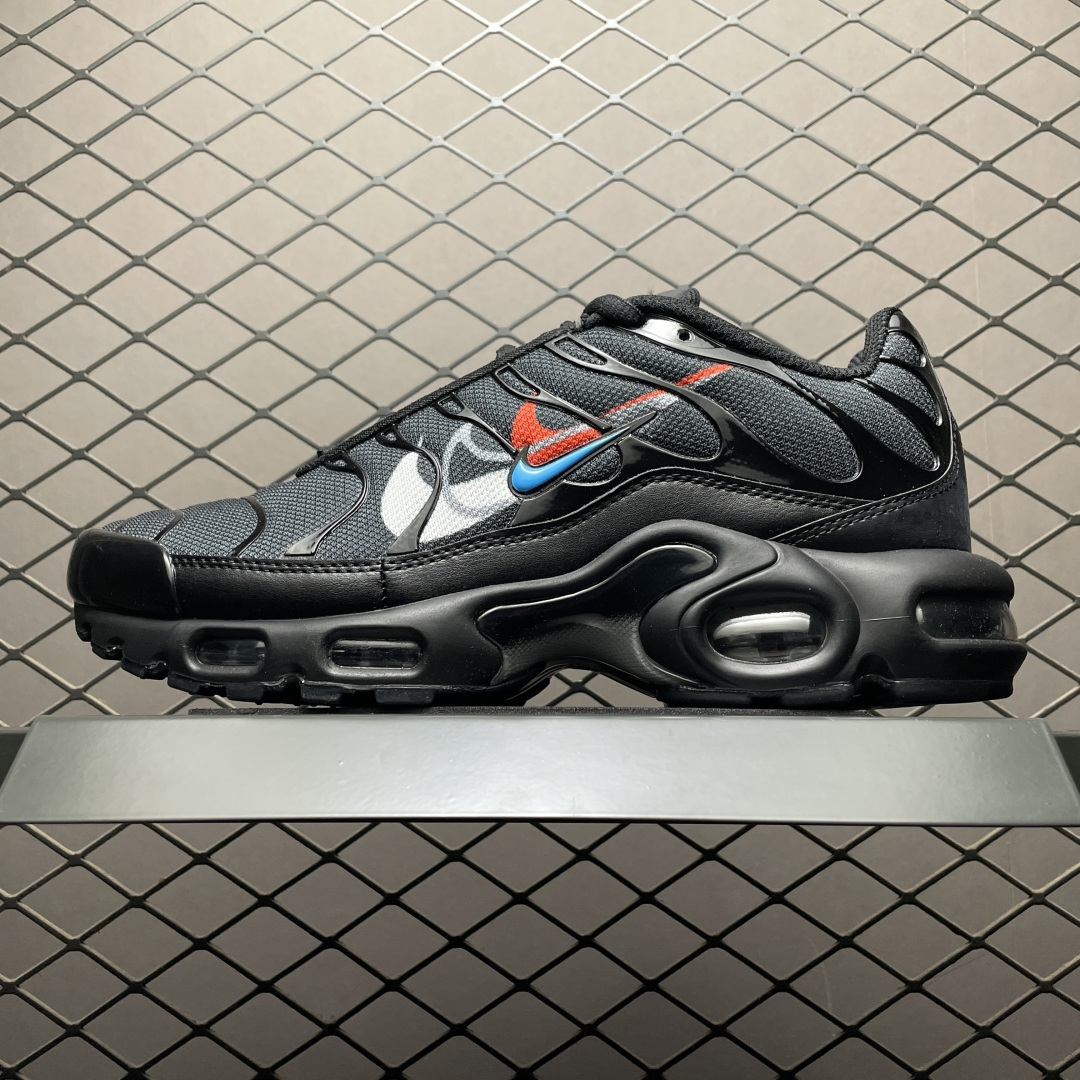 图片[5]-PB版 NK Air Max Plus TN 复古气垫跑鞋 大厂出品 多道QC标准品控质检 整体配色采用撞色妆点 鞋面网眼布和皮革材质打造 中底搭载 Air Max 科技 保证了日常穿着的缓震性！鞋垫处和鞋后跟印有 TN 字样 彰显鞋款身份 尺码：36 36.5 37.5 38 38.5 39 40 40.5 41 42 42.5 43 44 44.5 45 46-选品中心