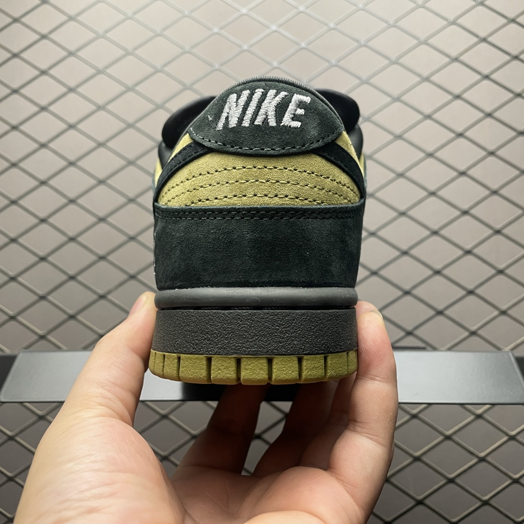 图片[2]-Supreme x NK Dunk Low SUP联名款 低帮休闲滑板鞋 HQ8487-300 原材料麂皮打造 原鞋开发 版型完美 头部大厂打造 品质毋庸置疑 实拍所见即所得 尺码：36 36.5 37.5 38 38.5 39 40 40.5 41 42 42.5 43 44 44.5 45 46 47.5-选品中心