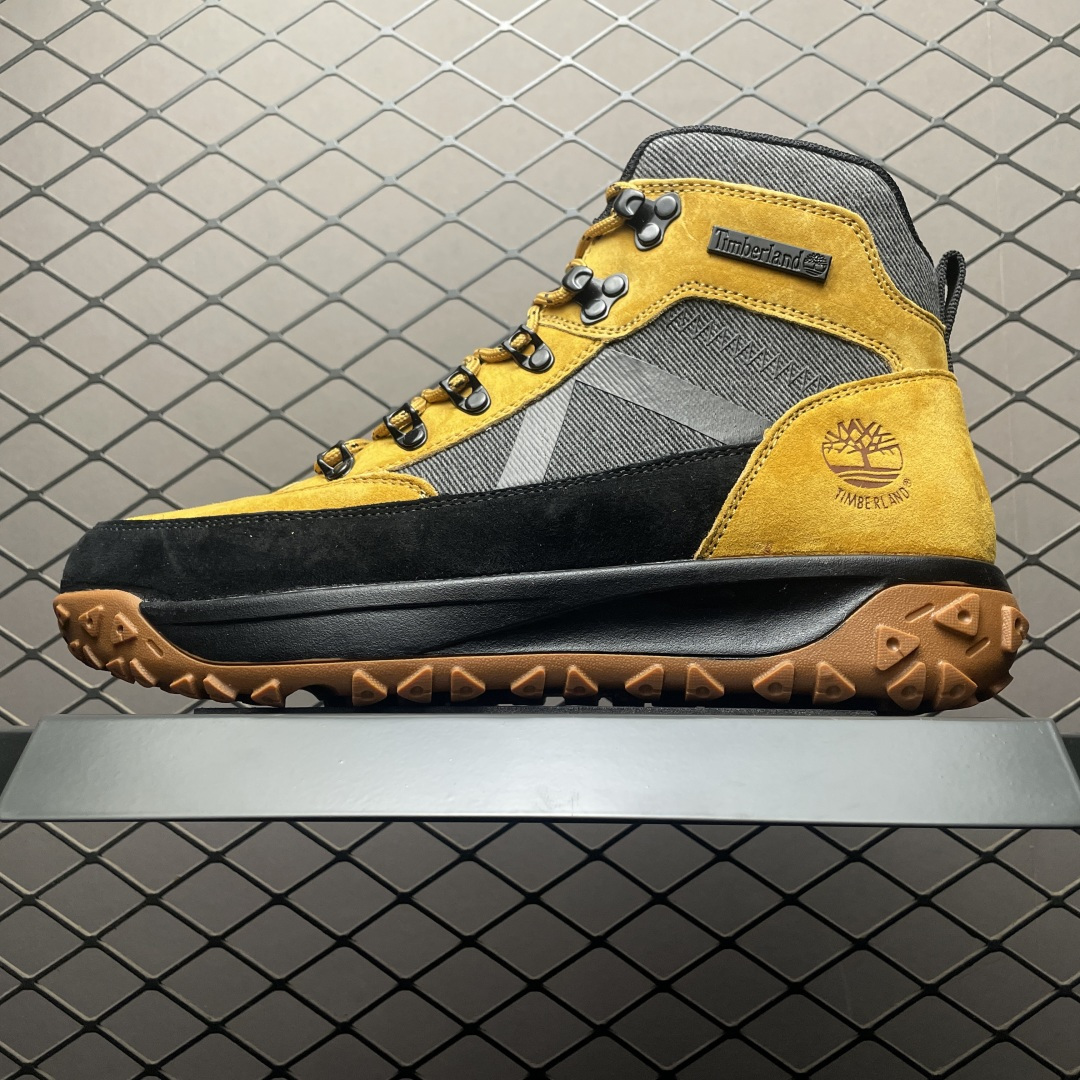 Timberland 添柏岚/天伯伦 客制款 户外高帮休闲鞋系列 A67JC 广东大厂品质 原盒原包装 面料采用磨砂细纹牛皮 搭配防臭防腐真皮乳胶鞋垫 给您完美的穿着体验 质量考究耐穿 型男必备 专治不帅 高品质脚感一流 尺码：39 40 41 42 43 44-选品中心