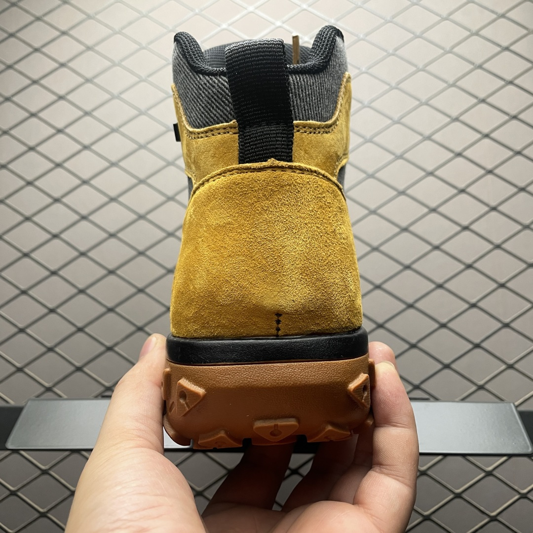 图片[2]-Timberland 添柏岚/天伯伦 客制款 户外高帮休闲鞋系列 A67JC 广东大厂品质 原盒原包装 面料采用磨砂细纹牛皮 搭配防臭防腐真皮乳胶鞋垫 给您完美的穿着体验 质量考究耐穿 型男必备 专治不帅 高品质脚感一流 尺码：39 40 41 42 43 44-选品中心