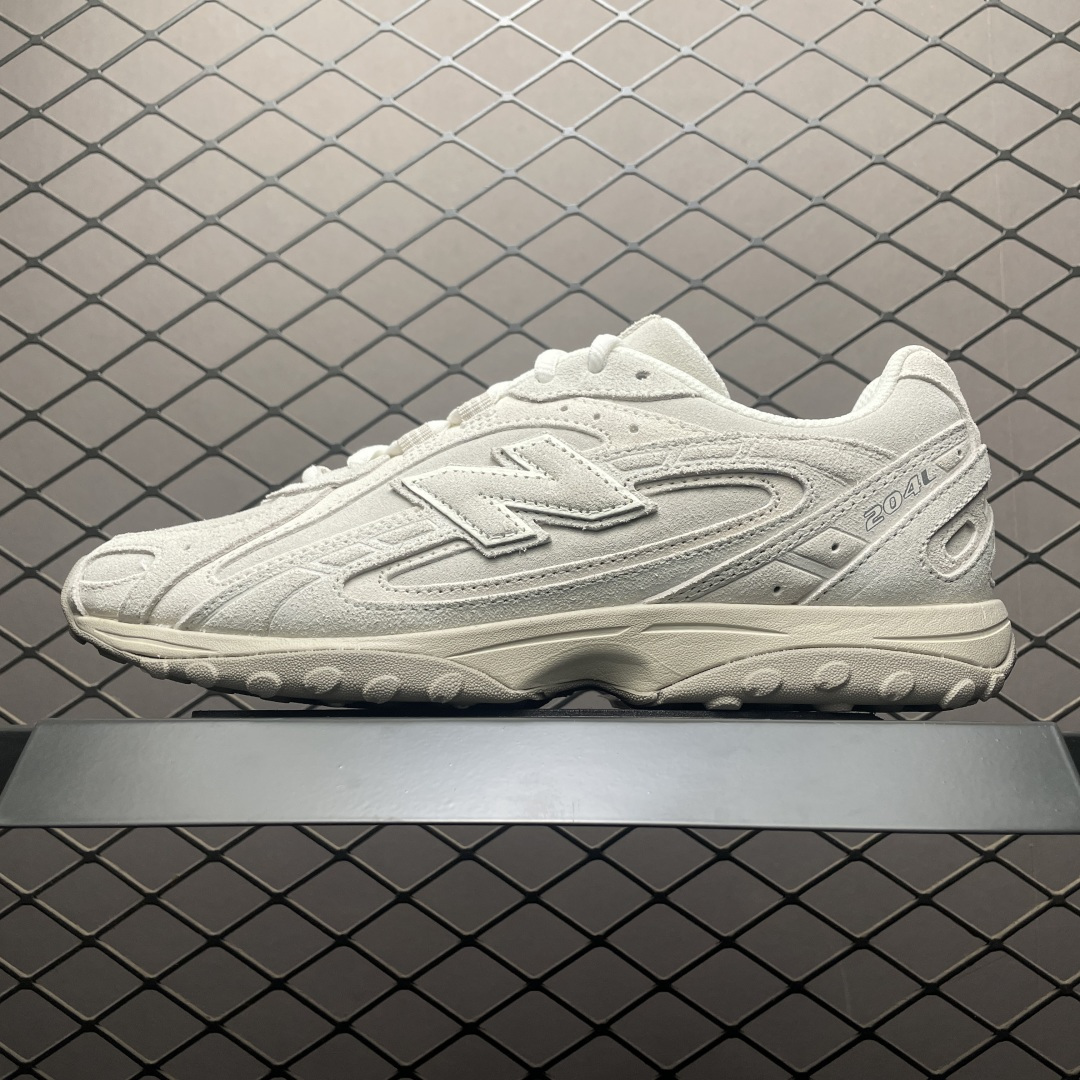 纯原版本 New Balance U204LMMC 复古休闲鞋 薄底鞋 头部一线大厂出品 正确版本 中底可以一眼区分市面版本 鞋身搭载EVA科技中底 适用多元穿搭场合为户外出行提供舒适长远的穿搭体验 尺码：36 37 37.5 38 38.5 39.5 40 40.5 41.5 42 42.5 43 44 44.5-选品中心