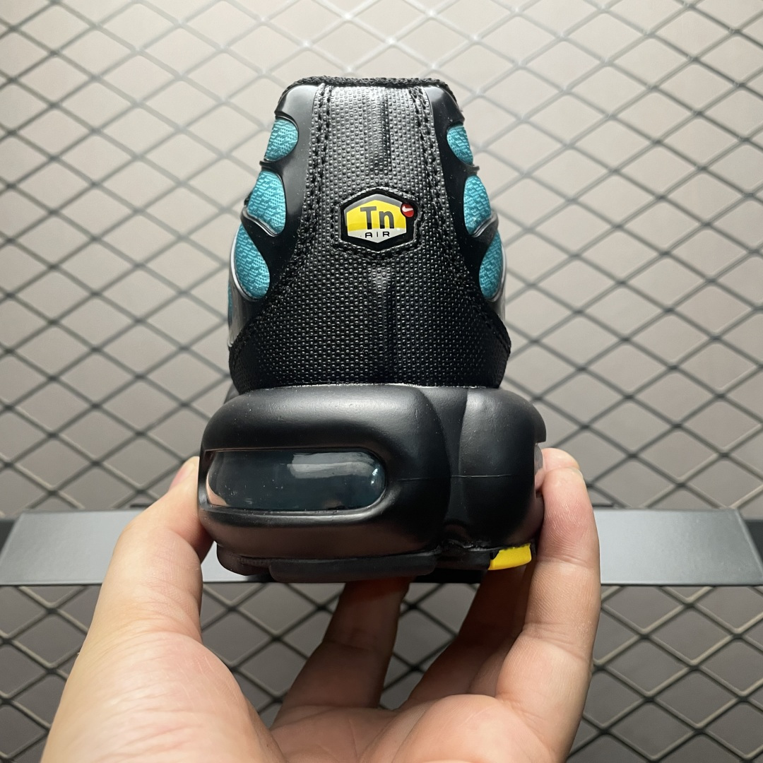 图片[2]-PB版 NK Air Max Plus TN 复古气垫跑鞋 DM0032-016 大厂出品 多道QC标准品控质检 整体配色采用撞色妆点 鞋面网眼布和皮革材质打造 中底搭载 Air Max 科技 保证了日常穿着的缓震性！鞋垫处和鞋后跟印有 TN 字样 彰显鞋款身份 尺码：36 36.5 37.5 38 38.5 39 40 40.5 41 42 42.5 43 44 44.5 45 46-选品中心