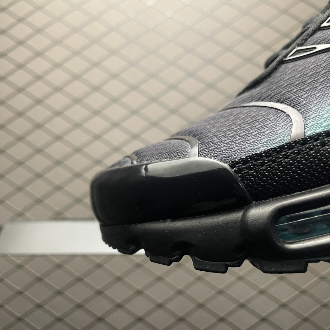 图片[6]-PB版 NK Air Max Plus TN 复古气垫跑鞋 DM0032-016 大厂出品 多道QC标准品控质检 整体配色采用撞色妆点 鞋面网眼布和皮革材质打造 中底搭载 Air Max 科技 保证了日常穿着的缓震性！鞋垫处和鞋后跟印有 TN 字样 彰显鞋款身份 尺码：36 36.5 37.5 38 38.5 39 40 40.5 41 42 42.5 43 44 44.5 45 46-选品中心