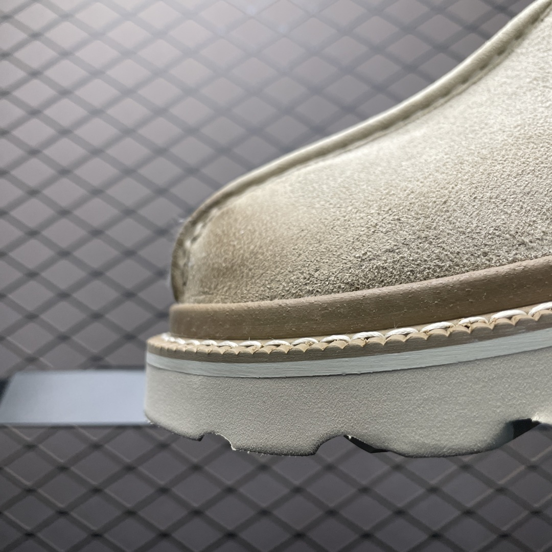 图片[6]-UGG Tasman Lug 2025 新款 塔斯曼系列男鞋 1166913 鞋面采用牛剖层 内里透气网面 传统Eva轻翼大底 档次与舒适并存 一脚蹬设计 穿脱自如 搭配阔腿工装 美式复古巴恩风 鞋头有油蜡做旧感 潮范轻松拿捏 内增加绒鞋垫一副（售后需配件齐全）尺码：40 41 42 43 44-选品中心