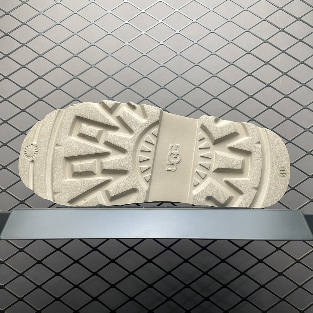 图片[5]-UGG Tasman Lug 2025 新款 塔斯曼系列男鞋 1166913 鞋面采用牛剖层 内里透气网面 传统Eva轻翼大底 档次与舒适并存 一脚蹬设计 穿脱自如 搭配阔腿工装 美式复古巴恩风 鞋头有油蜡做旧感 潮范轻松拿捏 内增加绒鞋垫一副（售后需配件齐全）尺码：40 41 42 43 44-选品中心