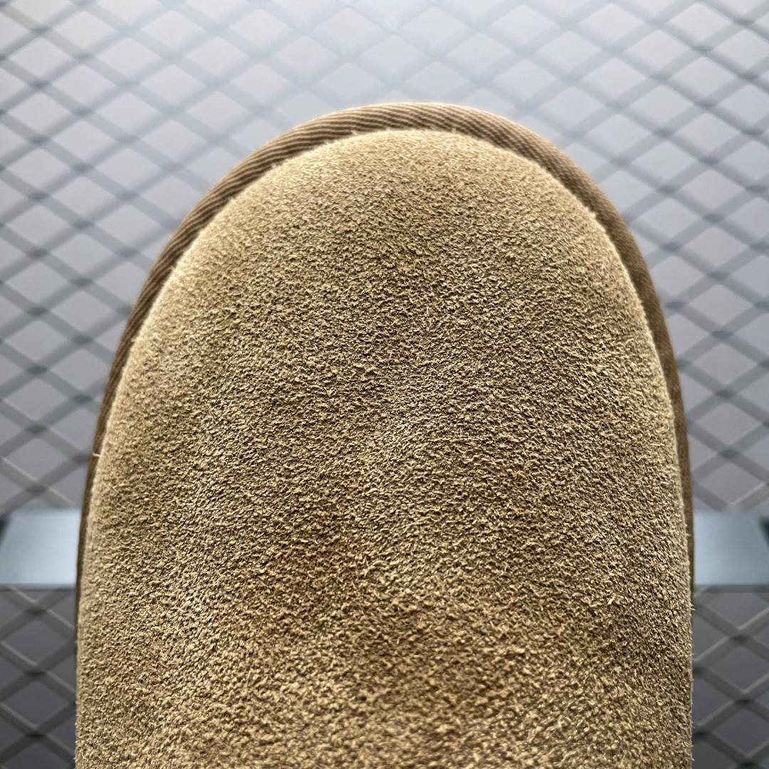 图片[7]-UGG Kallen Lace 新款低帮雪地靴 1173891 冬季保暖外出 家居都是很适合的选择 近年uug推出款式系列 局部偏向年轻消费者喜好 也走到时尚潮流穿搭的前沿 鞋身材质 防泼水涂层翻毛皮鞋面 轻便全套包装 尺码： 35 36 37 38 39 40-选品中心