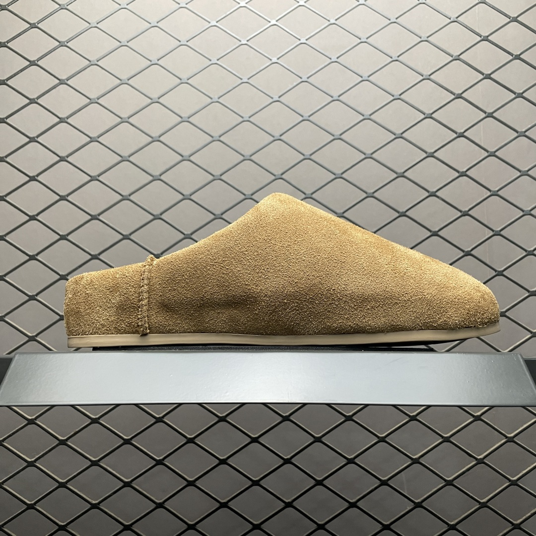 图片[3]-X1版 UGG Elea Slip-On 轻薄一脚蹬 1171390 居家 办公室 空调房室内 易搭配超时髦大长腿福利款 鞋头到鞋垫真羊皮毛一体 带防水工艺 区别市面任何版本 独立原版开发大底 羊绒鞋垫 冬季保暖外出 家居都是很适合的选择 近年uug推出款式系列 局部偏向年轻消费者喜好 也走到时尚潮流穿搭的前沿 鞋身材质 防泼水涂层翻毛皮鞋面 17毫米UGGPURE植入式羊毛内底 轻便防滑舒适橡胶外底 全套包装 尺码： 35 36 37 38 39 40-选品中心