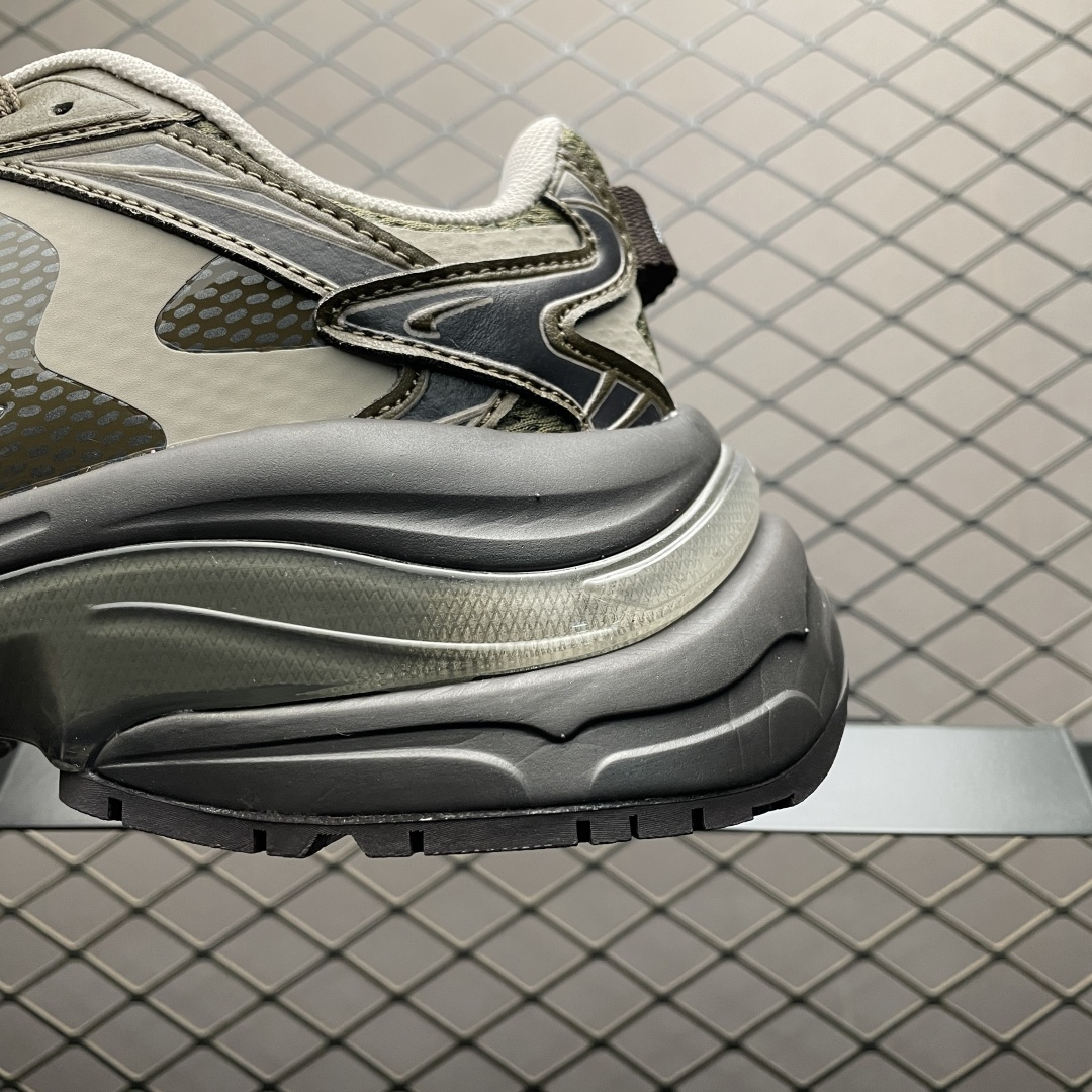 图片[4]-网红爆款 MLB Curve Runner Enamel 低帮休闲凉鞋 原厂防伪吊牌 尺码：36 36.5 37.5 38 38.5 39 40 40.5 41 42 42.5 43 44 44.5 45-选品中心