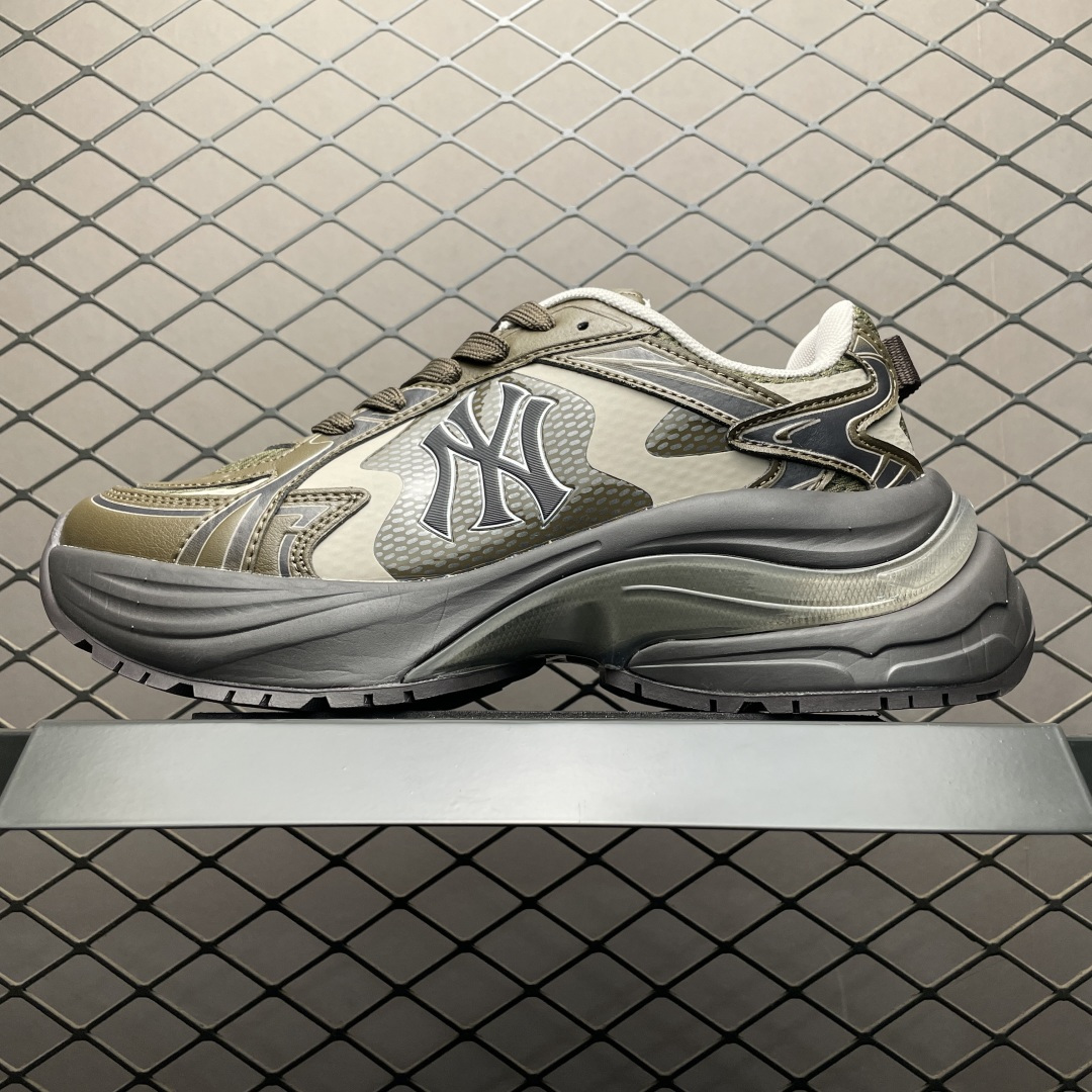 网红爆款 MLB Curve Runner Enamel 低帮休闲凉鞋 原厂防伪吊牌 尺码：36 36.5 37.5 38 38.5 39 40 40.5 41 42 42.5 43 44 44.5 45-选品中心