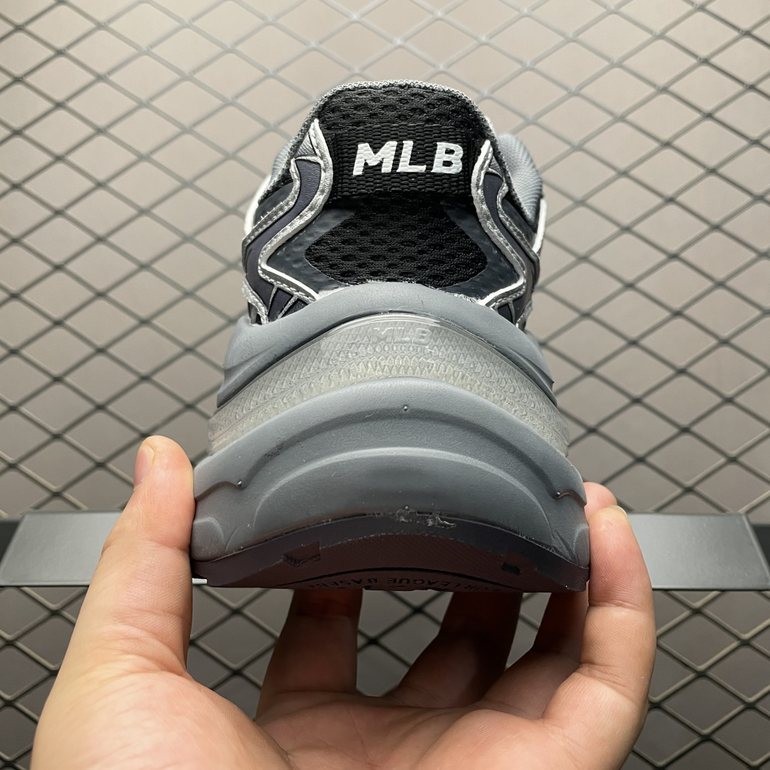 图片[2]-网红爆款 MLB Curve Runner Enamel 低帮休闲凉鞋 原厂防伪吊牌 尺码：36 36.5 37.5 38 38.5 39 40 40.5 41 42 42.5 43 44 44.5 45-选品中心