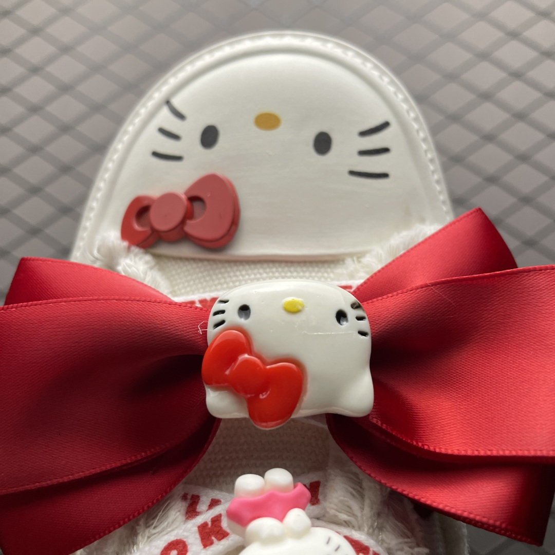 图片[7]-Sanrio 三丽鸥 x OLD ORDER 联名限定 凯蒂粉蓝 6.5CM 厚底增高帆布鞋 马卡龙 鞋身满印的Hello Kitty凯蒂猫图案真的好可爱 粉蓝色系的毛边设计满满小香风氛围感 脚感蛮舒适的不磨脚，搭配清新干净 小个子也能拥有大长腿 出街穿这双回头率拉满了 氛围感就够了 日常穿搭也很出彩啦 尺码：35 36 37 38 39 40-选品中心