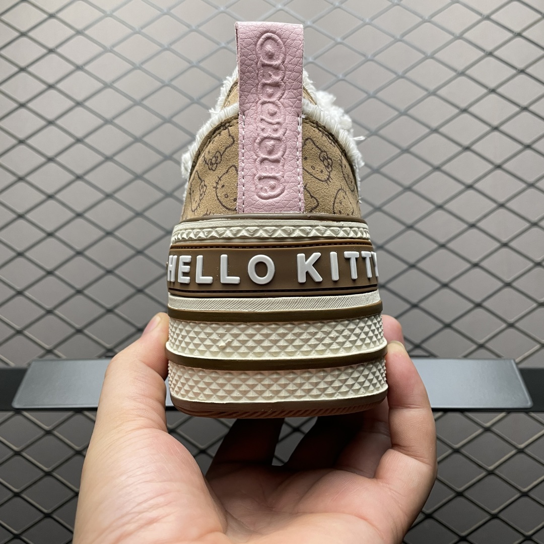 图片[2]-Sanrio 三丽鸥 x OLD ORDER 联名限定 凯蒂粉蓝 6.5CM 厚底增高帆布鞋 马卡龙 鞋身满印的Hello Kitty凯蒂猫图案真的好可爱 粉蓝色系的毛边设计满满小香风氛围感 脚感蛮舒适的不磨脚，搭配清新干净 小个子也能拥有大长腿 出街穿这双回头率拉满了 氛围感就够了 日常穿搭也很出彩啦 尺码：35 36 37 38 39 40-选品中心