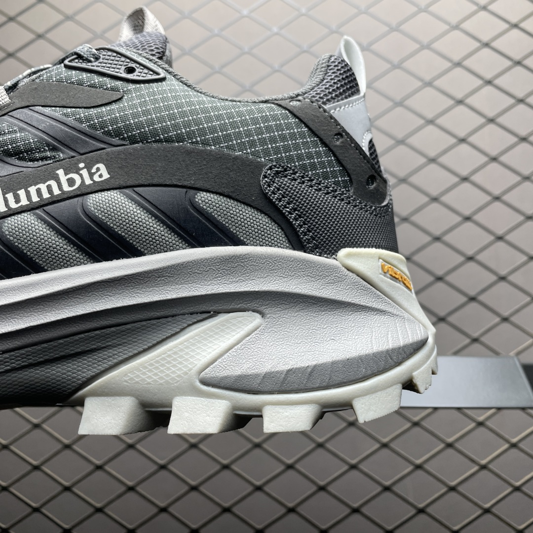 图片[4]-Columbia 哥伦比亚 户外登山鞋休闲鞋户外越野徒步鞋 9989 面料采用磨砂牛皮 鞋底采用Vibram黄金大底 专门为鞋底设计的橡胶以出色的耐磨性，良好的防滑性，均匀的质地获得了众多品牌的认可 尺码：40 41 42 43 44 45-选品中心