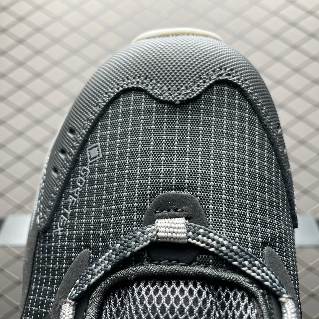 图片[7]-Columbia 哥伦比亚 户外登山鞋休闲鞋户外越野徒步鞋 9989 面料采用磨砂牛皮 鞋底采用Vibram黄金大底 专门为鞋底设计的橡胶以出色的耐磨性，良好的防滑性，均匀的质地获得了众多品牌的认可 尺码：40 41 42 43 44 45-选品中心