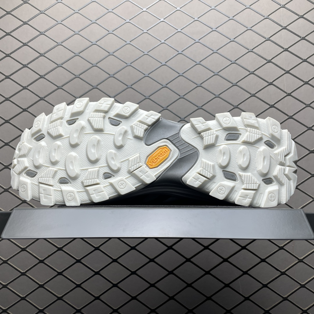 图片[5]-Columbia 哥伦比亚 户外登山鞋休闲鞋户外越野徒步鞋 9989 面料采用磨砂牛皮 鞋底采用Vibram黄金大底 专门为鞋底设计的橡胶以出色的耐磨性，良好的防滑性，均匀的质地获得了众多品牌的认可 尺码：40 41 42 43 44 45-选品中心