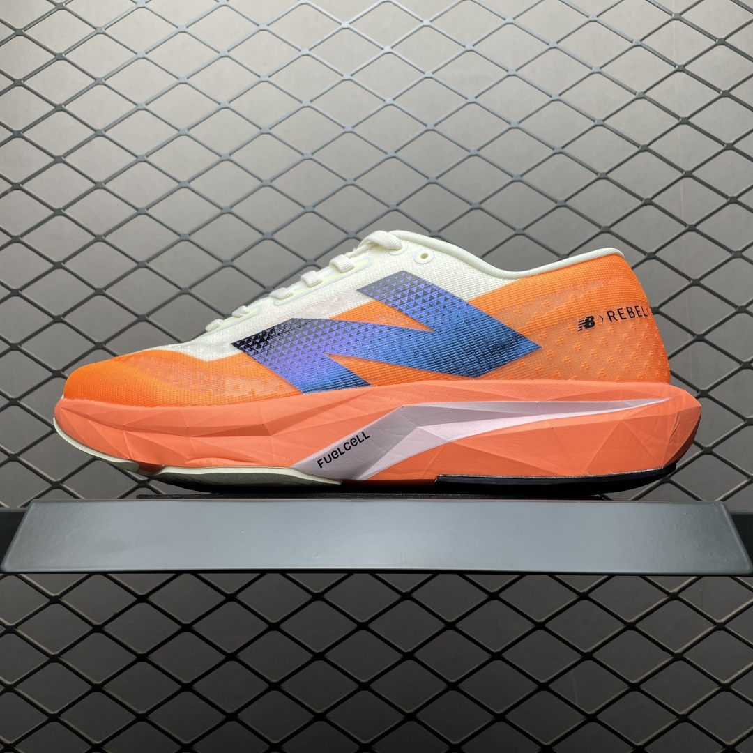 New Balance 新百伦 Fuelcell 休闲跑步鞋 MFCXCO4 尺码：36 37 37.5 38 38.5 39.5 40 40.5 41.5 42 42.5 43 44 44.5 45-选品中心