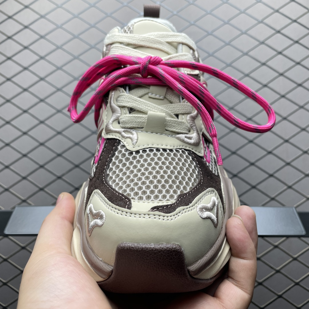 图片[9]-GG-CC 2025 反叛星球 8cm厚底增高 秋冬新款做旧老爹鞋 鞋子颜色很好看上脚舒适 走路不累，通勤出门旅游拍照都非常出片 鞋底自带增高效果，穿上秒变大长腿 原版吸模气垫鞋底防滑耐磨 尺码：35 36 37 38 39 40-选品中心