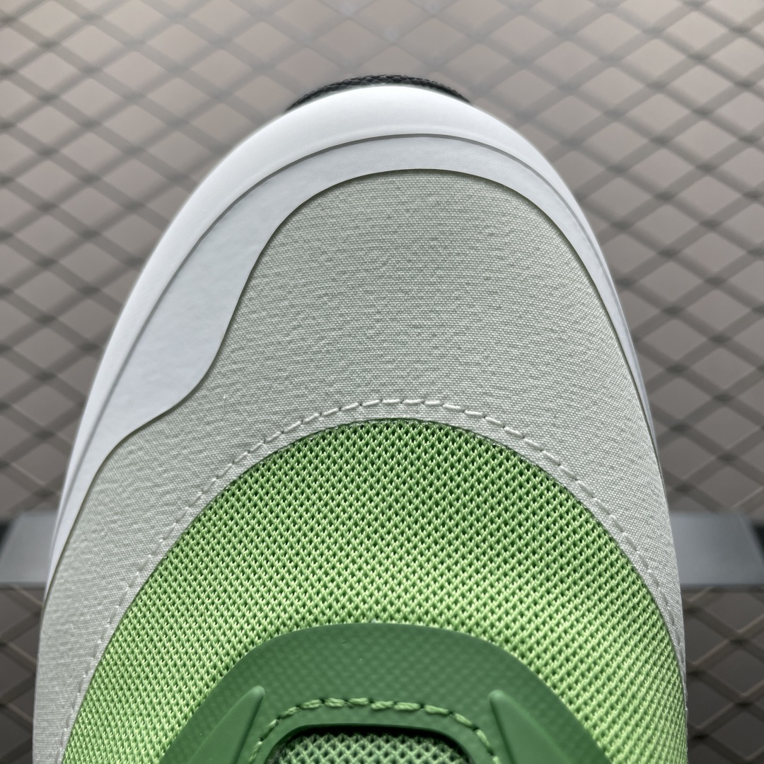 图片[7]-纯原版 Loewe x ON 罗意威昂跑联名 Cloudtilt 2.0 系列 L929282X17-4102 市售最高品质出货 全系列配色均原鞋购入开发打造 全新独立私模 高端零售 外贸平台充正品质 独家定制全套包装 内含防尘袋一个 注意：售后需完整退回 尺码：36 36.5 37 38 38.5 39 40 40.5 41 42 42.5 43 44 44.5 45 46-选品中心