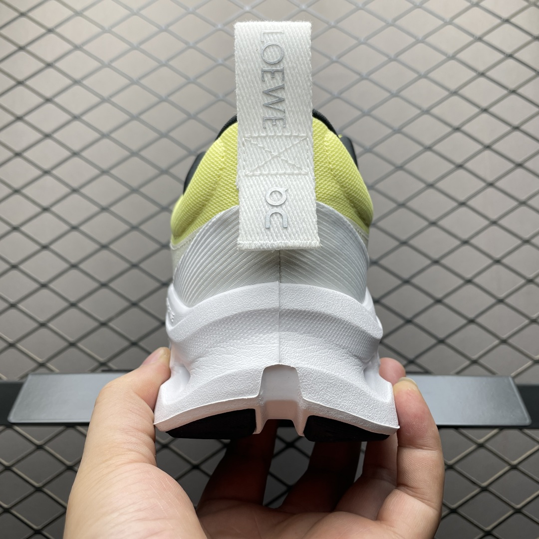 图片[2]-纯原版 Loewe x ON 罗意威昂跑联名 Cloudtilt 2.0 系列 L929282X17-6482 市售最高品质出货 全系列配色均原鞋购入开发打造 全新独立私模 高端零售 外贸平台充正品质 独家定制全套包装 内含防尘袋一个 注意：售后需完整退回 尺码：36 36.5 37 38 38.5 39 40 40.5 41 42 42.5 43 44 44.5 45 46（男鞋先出 女鞋后续）-选品中心