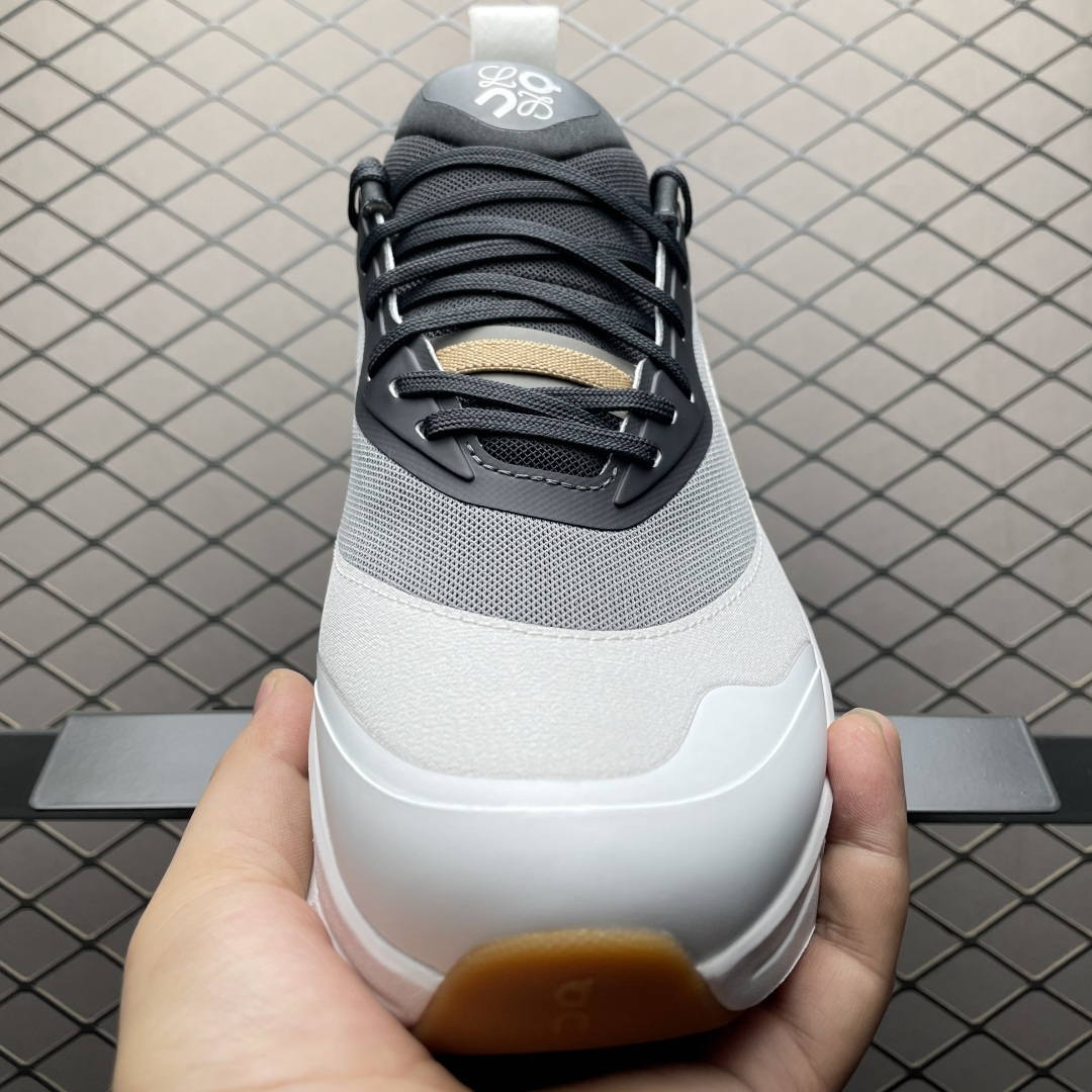 图片[9]-纯原版 Loewe x ON 罗意威昂跑联名 Cloudtilt 2.0 系列 M929282X34-4515 市售最高品质出货 全系列配色均原鞋购入开发打造 全新独立私模 高端零售 外贸平台充正品质 独家定制全套包装 内含防尘袋一个 注意：售后需完整退回 尺码：36 36.5 37 38 38.5 39 40 40.5 41 42 42.5 43 44 44.5 45 46（男鞋先出 女鞋后续）-选品中心