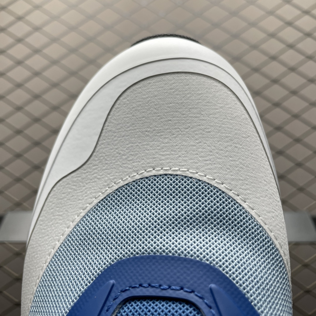 图片[7]-纯原版 Loewe x ON 罗意威昂跑联名 Cloudtilt 2.0 系列 L929282X17-5102 市售最高品质出货 全系列配色均原鞋购入开发打造 全新独立私模 高端零售 外贸平台充正品质 独家定制全套包装 内含防尘袋一个 注意：售后需完整退回 尺码：36 36.5 37 38 38.5 39 40 40.5 41 42 42.5 43 44 44.5 45 46-选品中心
