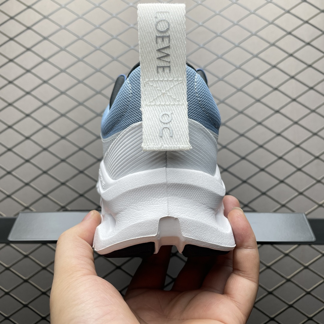 图片[2]-纯原版 Loewe x ON 罗意威昂跑联名 Cloudtilt 2.0 系列 L929282X17-5102 市售最高品质出货 全系列配色均原鞋购入开发打造 全新独立私模 高端零售 外贸平台充正品质 独家定制全套包装 内含防尘袋一个 注意：售后需完整退回 尺码：36 36.5 37 38 38.5 39 40 40.5 41 42 42.5 43 44 44.5 45 46-选品中心