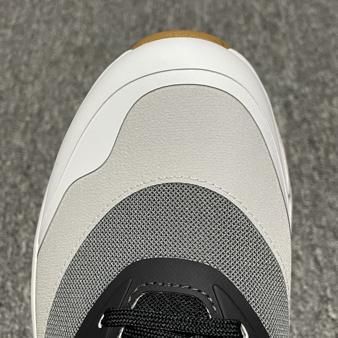 图片[7]-纯原版 Loewe x ON 罗意威昂跑联名 Cloudtilt 2.0 系列 M929282X34-4515 市售最高品质出货 全系列配色均原鞋购入开发打造 全新独立私模 高端零售 外贸平台充正品质 独家定制全套包装 内含防尘袋一个 注意：售后需完整退回 尺码：36 36.5 37 38 38.5 39 40 40.5 41 42 42.5 43 44 44.5 45 46（男鞋先出 女鞋后续）-选品中心