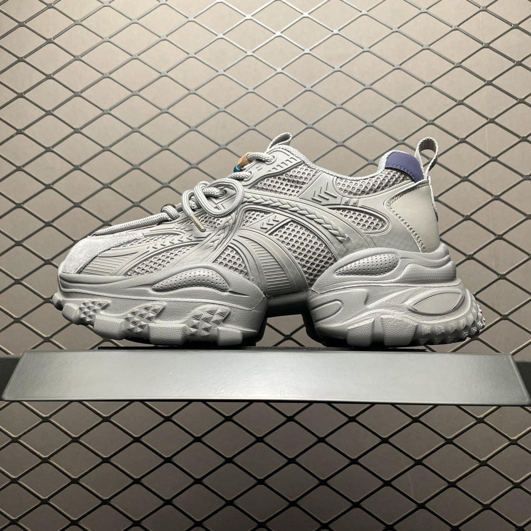 GG-CC秋冬新款 GGCC 2025 珠串 8cm厚底增高 千禧风复古未来老爹鞋 重新开拓老爹新世代版图 无需定义只为个性表达 鞋底自带增高效果，穿上秒变大长腿 原版吸膜气垫鞋底防滑耐磨 尺码：35 36 37 38 39 40-选品中心