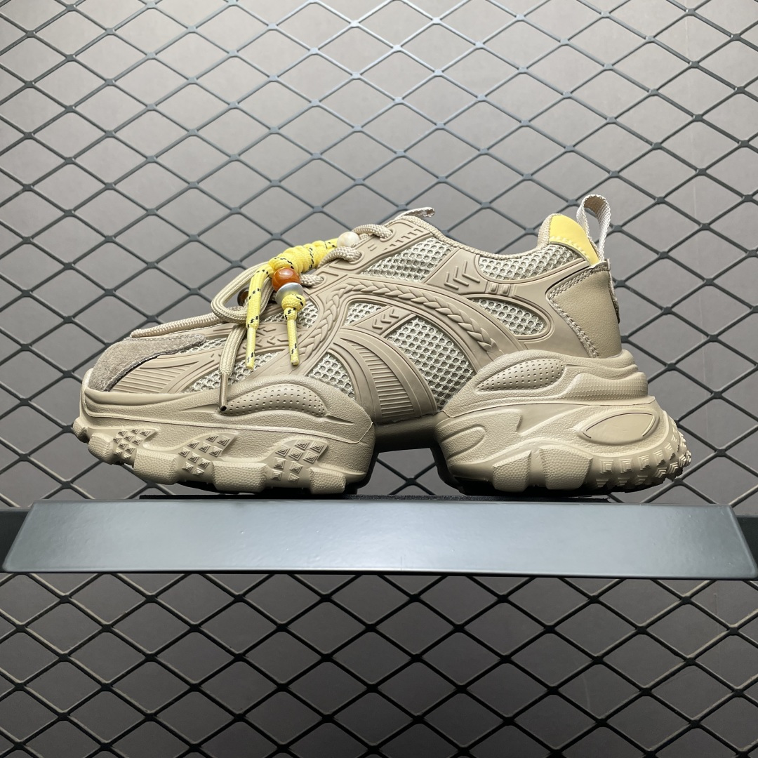 GG-CC秋冬新款 GGCC 2025 珠串 8cm厚底增高 千禧风复古未来老爹鞋 重新开拓老爹新世代版图 无需定义只为个性表达 鞋底自带增高效果，穿上秒变大长腿 原版吸膜气垫鞋底防滑耐磨 尺码：35 36 37 38 39 40-选品中心